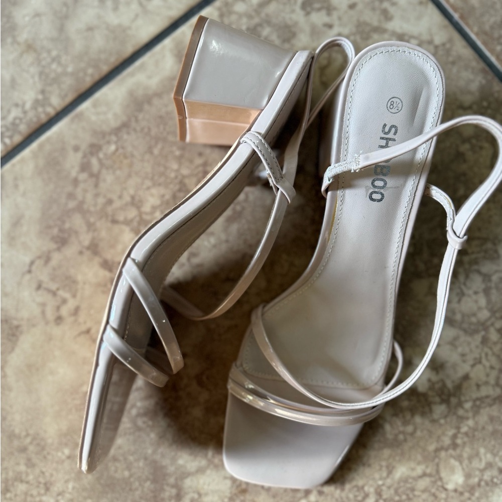 Chic Cream Strappy Heels by
